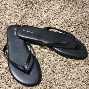 torrid Black Women's Simple Flip Flop Sandals